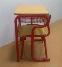 多层板课桌椅 钢木结构课桌椅 带升降课桌