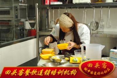 教你制作滿記甜品 教你制作臺(tái)式甜品