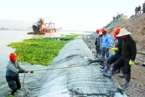 哈尔滨市模袋混凝土*水下模袋混凝土工程