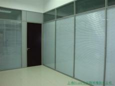 室内办公大楼玻璃隔断产品材料设计装修
