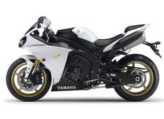 出售雅马哈YZF-R1摩托车2600元