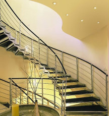 双梁楼梯创新生产的同时也要注重质量