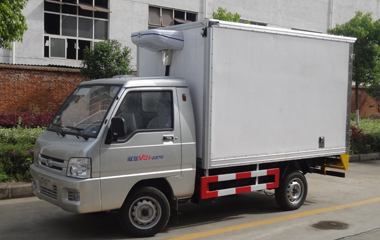 小型蓝牌冷藏车 2米6微小型冷饮运输车