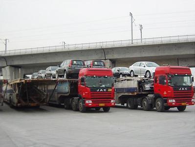 上海轿车托运物流发展分段式的管理模式