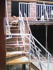 北京氩弧焊加工 安装钢结构楼梯 铁楼梯